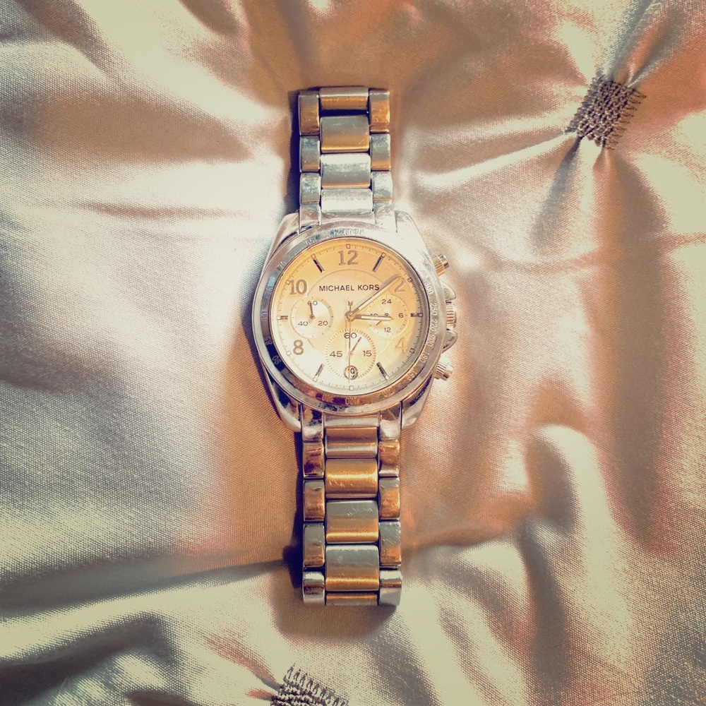 Silver Michael Kors Large Round Watch (Authentic)